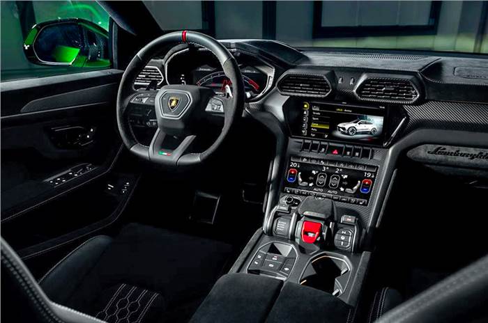 Lamborghini Urus performante interior